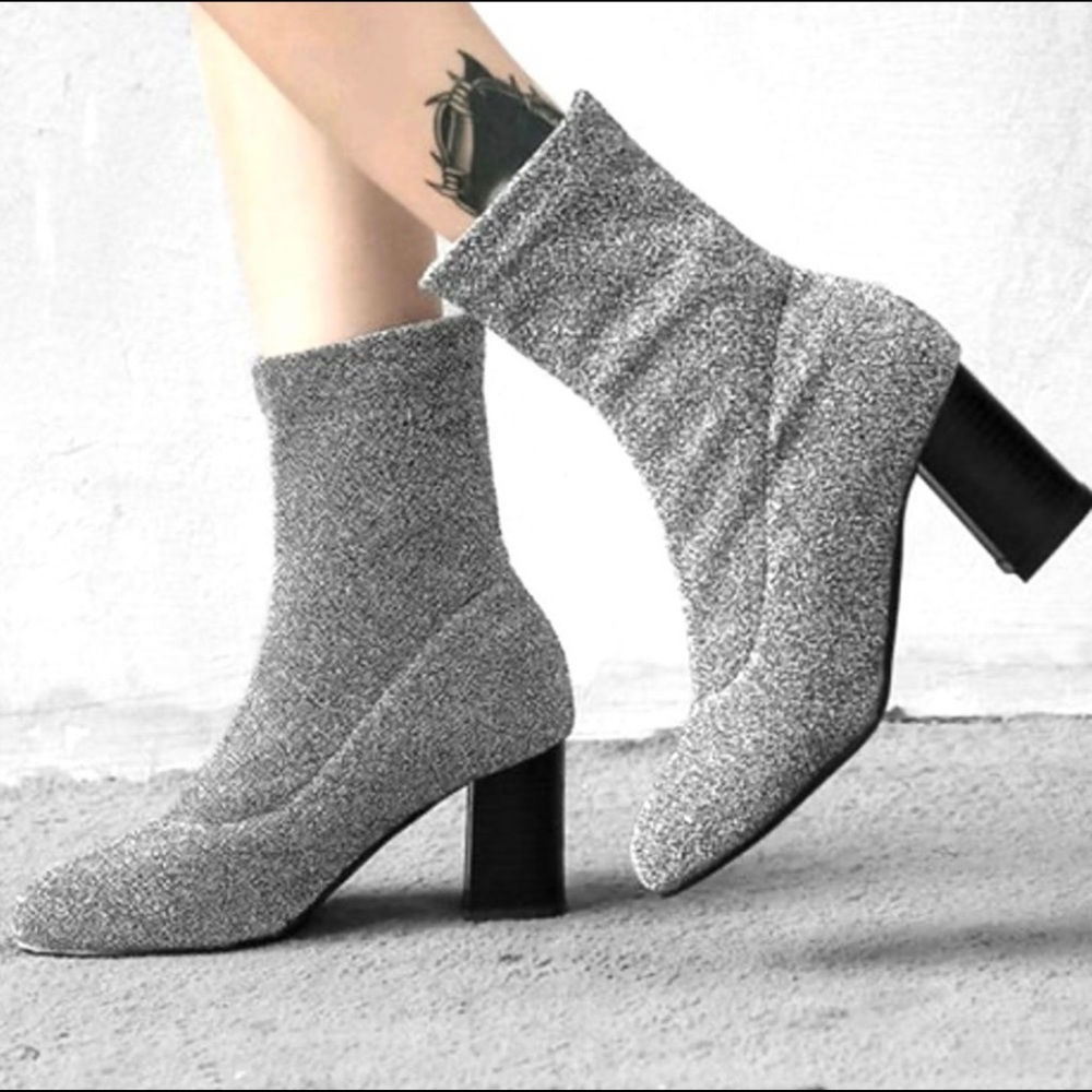 TOPSHOP Silver Stretch Booties